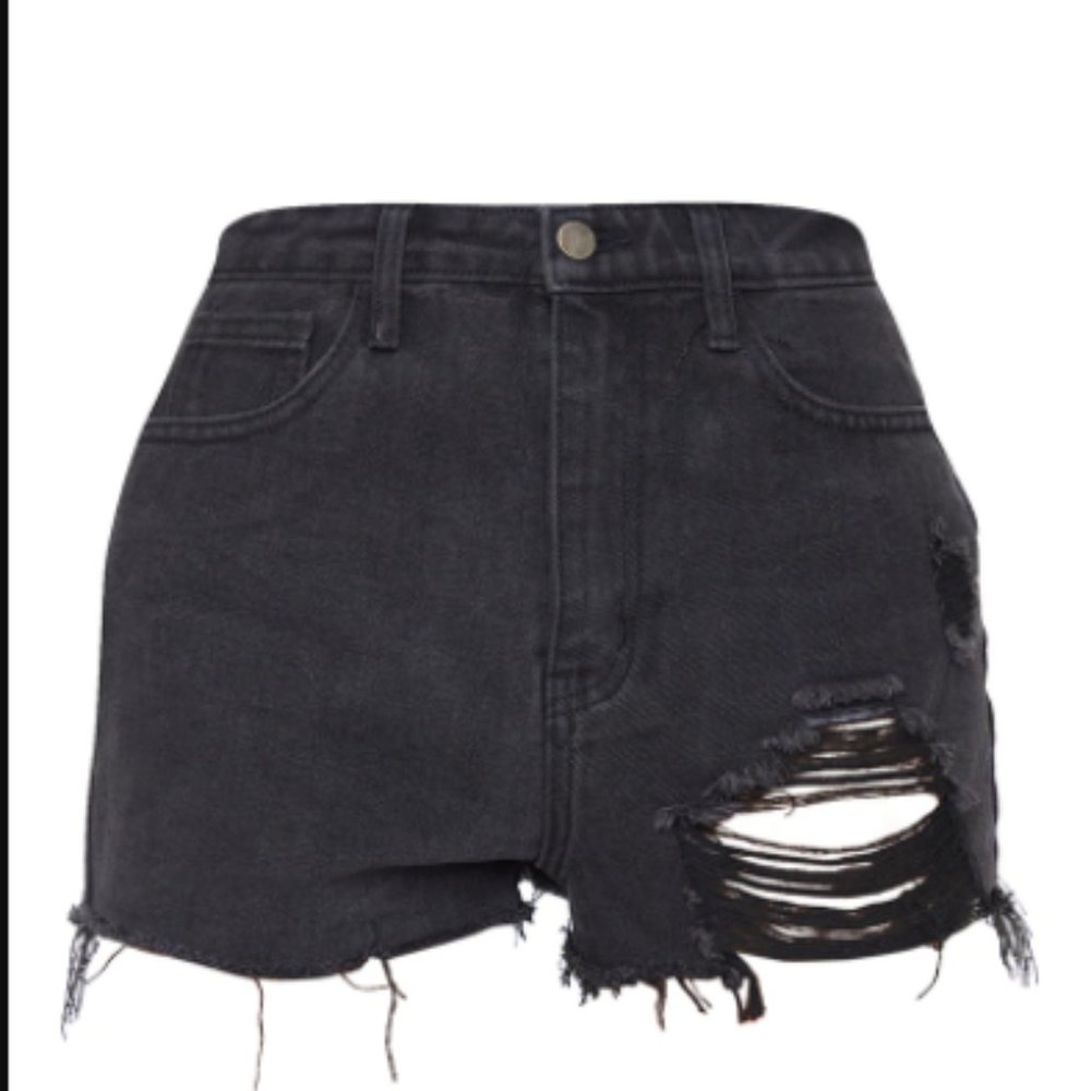 Pretty Little Thing Distressed Denim Mom Shorts- 6